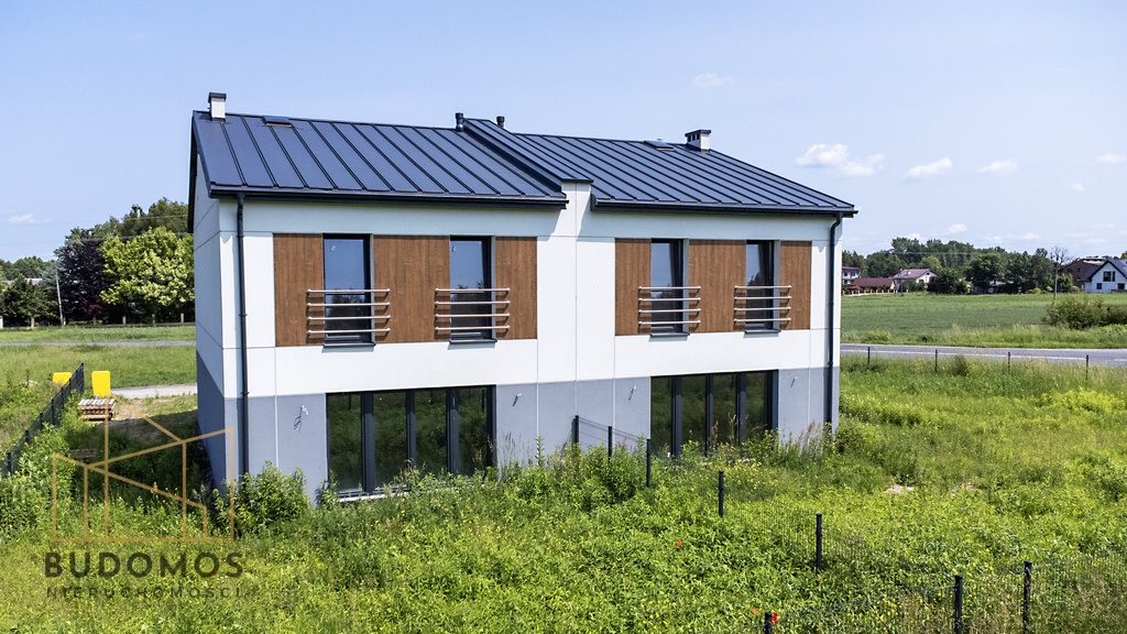 Dom na sprzedaż Wola Rzędzińska  132m2 Foto 1