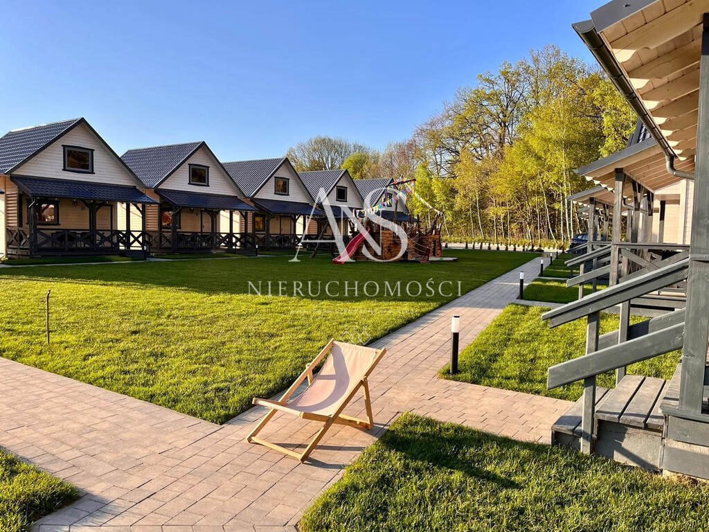 Sprzedam kameralny ośrodek nad morzem z 11 domkami Zimowiska  3 345m2 Foto 1