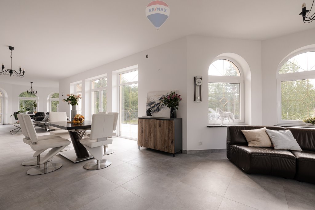 Luksusowa willa 454 m² z dużą działką i potencjałem inwestycyjnym Tenczynek, Łąkowa  455m2 Foto 1