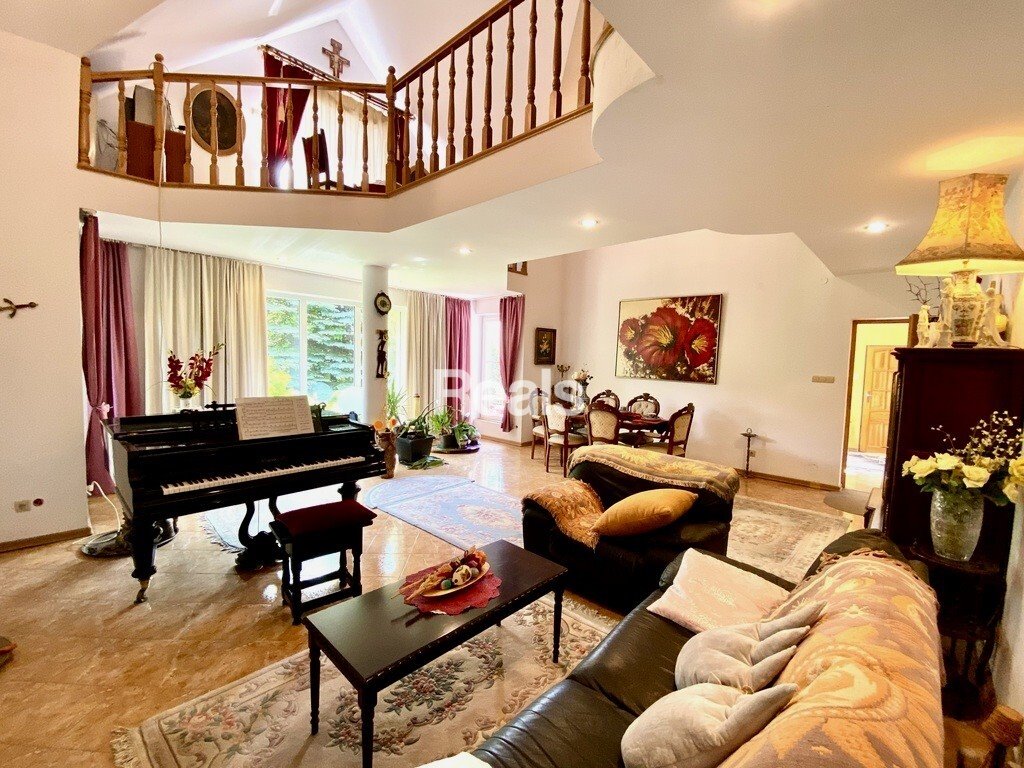 Dom na sprzedaż Jadwisin  285m2 Foto 1