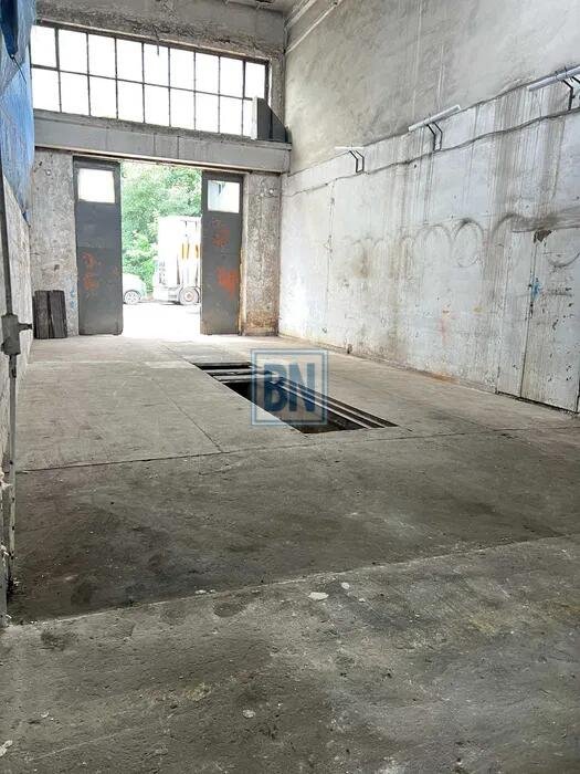 Hala warsztatowa 85,5 m2 z kanałem i monitorowaniem Zabrze  86m2 Foto 1
