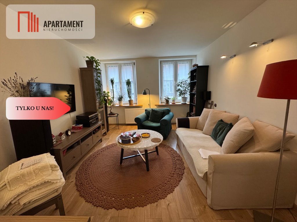 Polecam przestronne 60 m² mieszkanie z garażem i działką Wschowa  60m2 Foto 1