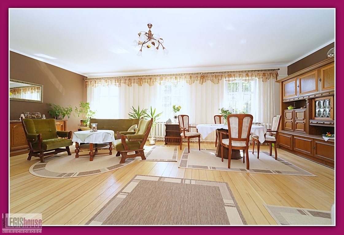 Urokliwy dom z dużą działką, staw i garaże, blisko jeziora Lidzbark Warmiński  247m2 Foto 1