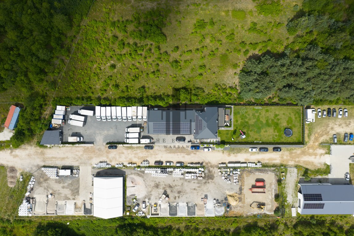 Na sprzedaż przestronny obiekt magazynowo-garażowy z biurem i panelami fotowoltaicznymi Legionowo  582m2 Foto 1