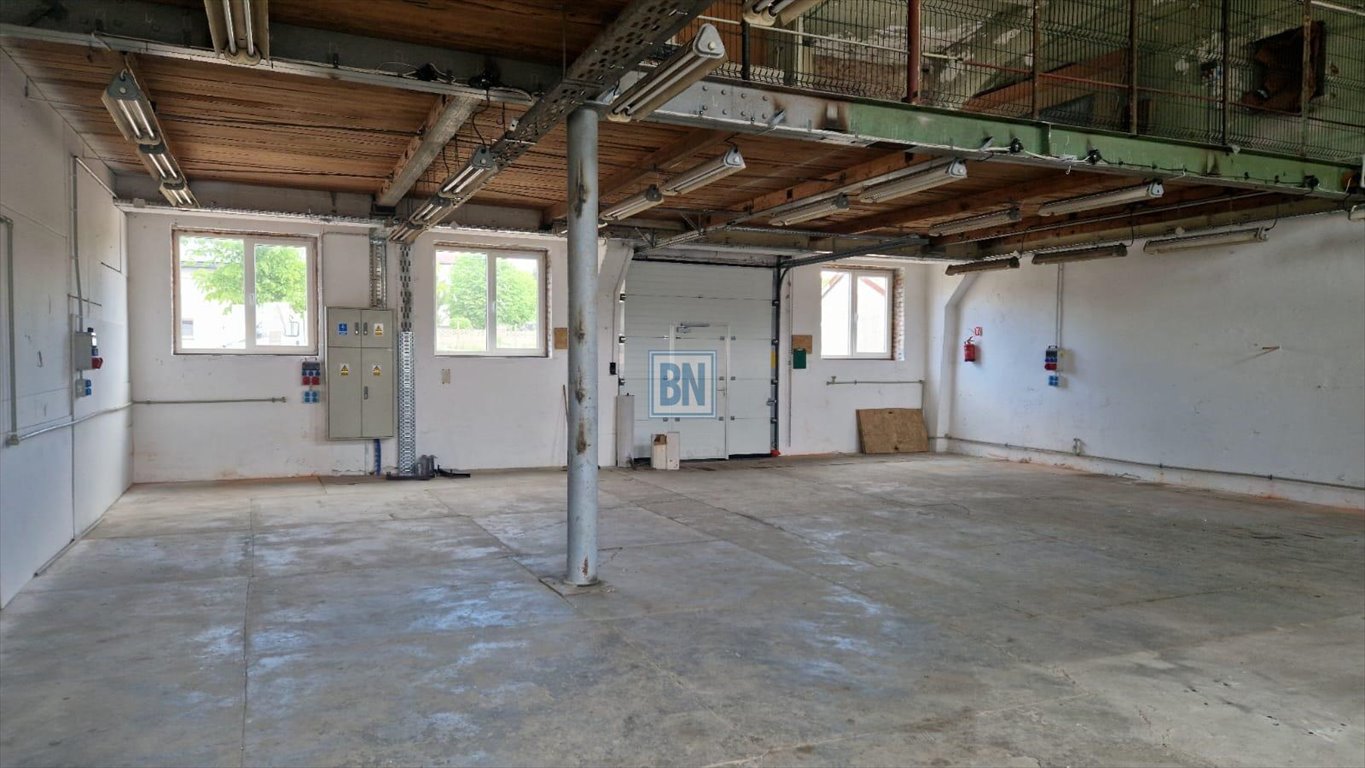 Hala magazynowa 300m² z biurami i placem w Trzebini Trzebinia  300m2 Foto 1