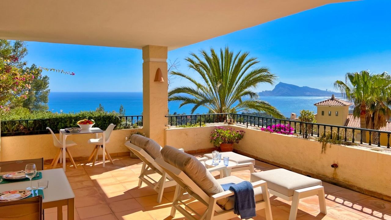 Mieszkanie czteropokojowe  na sprzedaż Hiszpania, Altea  250m2 Foto 1