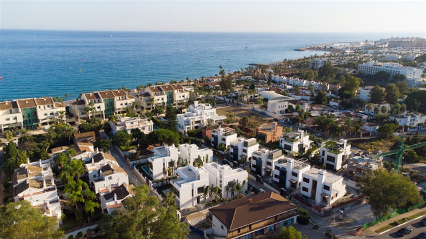 Sprzedam luksusowe wille 304 m² w Marbella Golden Mile Hiszpania, Marbella Golden Mile  304m2 Foto 1