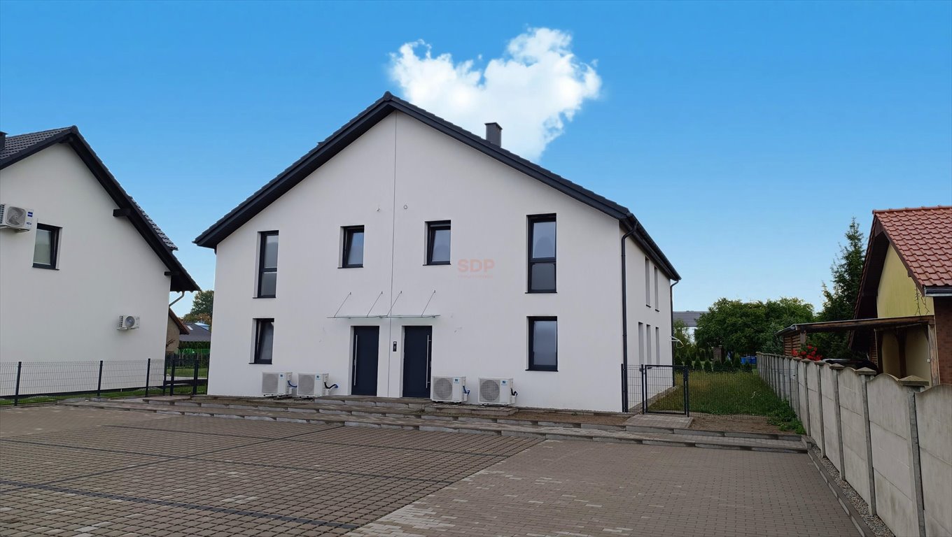 Mieszkanie czteropokojowe  na sprzedaż Nadolice Małe  68m2 Foto 1