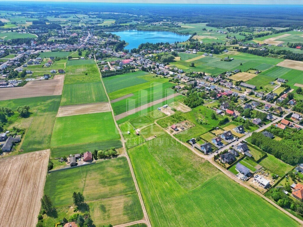 Działka 1076 m² w Lubichowie – spokojna okolica, dostęp do infrastruktury Lubichowo  1 076m2 Foto 1