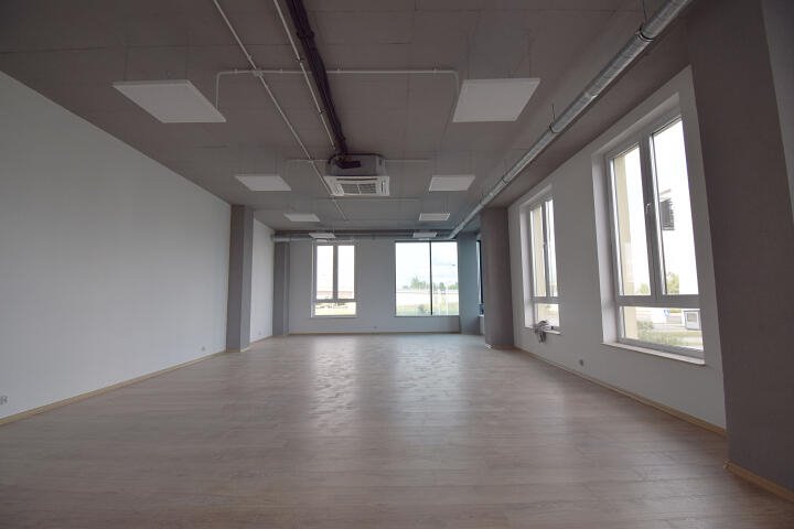 Polecam nowoczesny lokal 60 m² z klimatyzacją i windą Opole  60m2 Foto 1