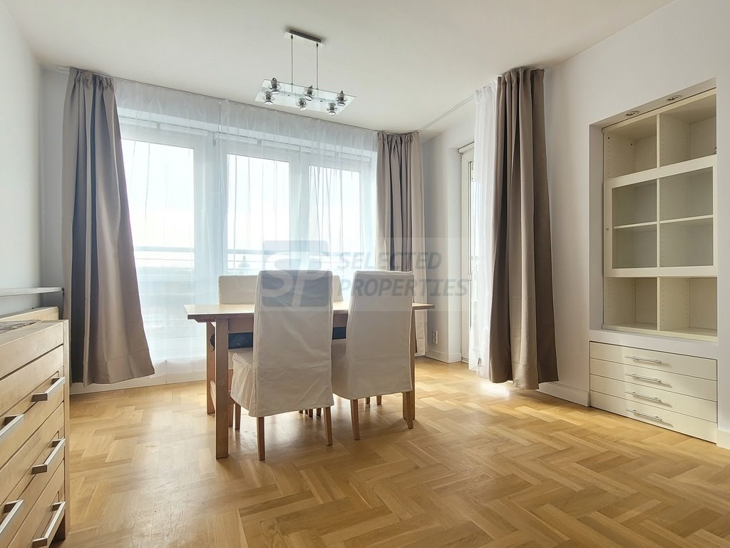 Na wynajem komfortowe 88 m² apartament w Babka Tower Warszawa, Śródmieście, Aleja Jana Pawła II  88m2 Foto 1