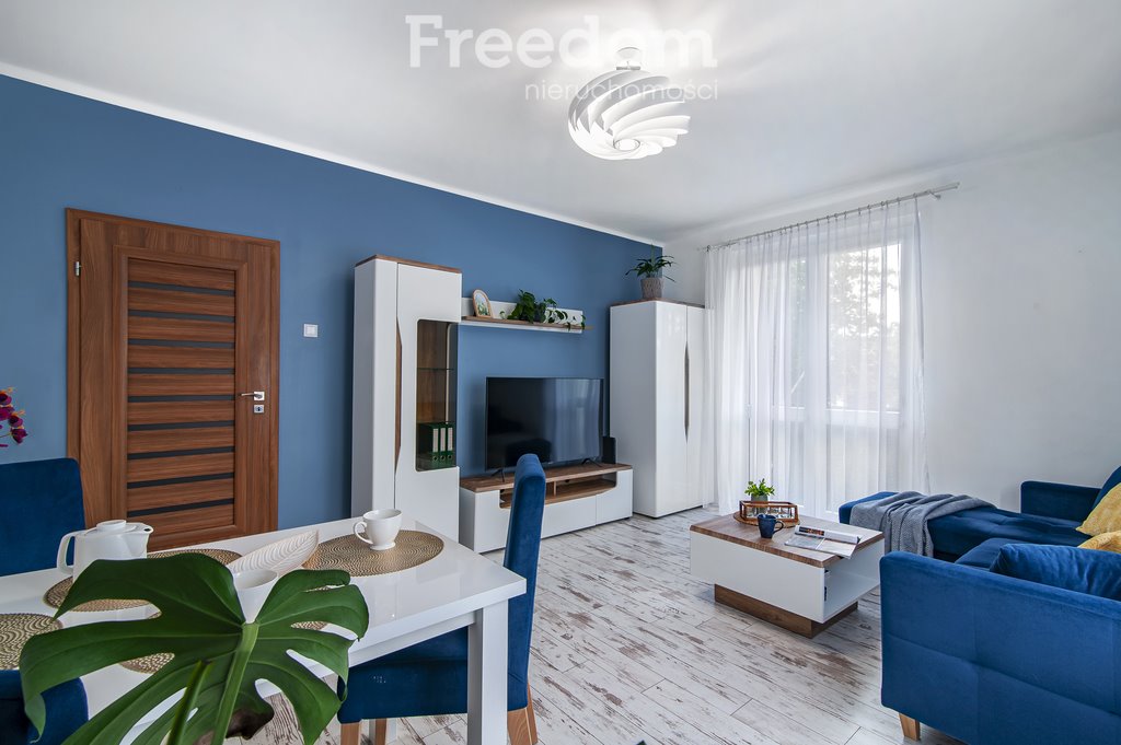 Mieszkanie dwupokojowe na sprzedaż Łęczyca, Ozorkowskie Przedmieście  51m2 Foto 1