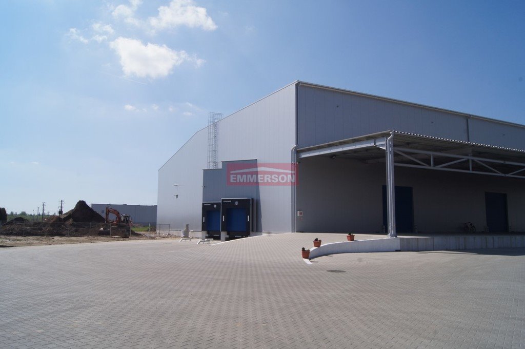 Nowoczesna hala 2000 m² z wysokim składowaniem (11 m) Targowisko  2 000m2 Foto 1