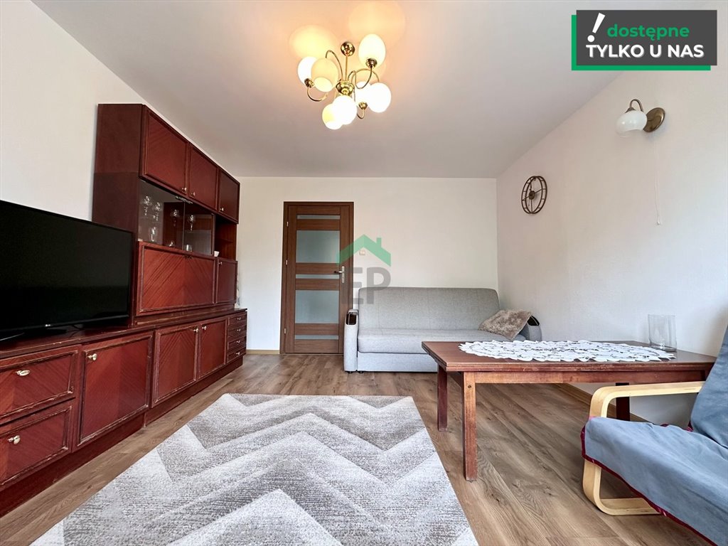 Mieszkanie dwupokojowe na wynajem Częstochowa, Tysiąclecie  43m2 Foto 1