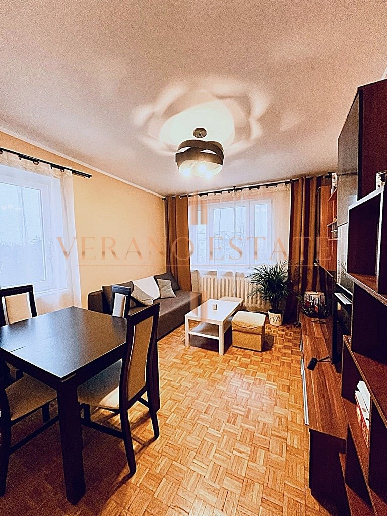 Mieszkanie trzypokojowe na sprzedaż Grodzisk Mazowiecki, Cicha  48m2 Foto 1