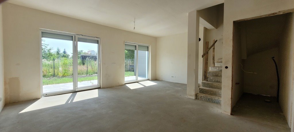 Sprzedam dom środkowy z ogródkiem 139 m² w Szczecinie Szczecin, Gumieńce  139m2 Foto 1