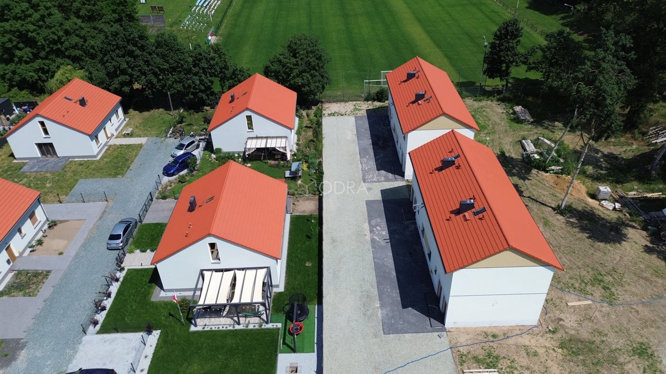 Miłoszyce - 3-pokojowe mieszkanie z ogródkiem i podwójnym ogrzewaniem Miłoszyce  52m2 Foto 1