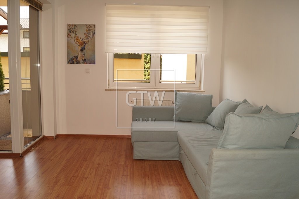 Umeblowana kawalerka z garażem, blisko natury, od 9.03. Tarczyn, mjr. Edwarda Ziółkowskiego  34m2 Foto 1