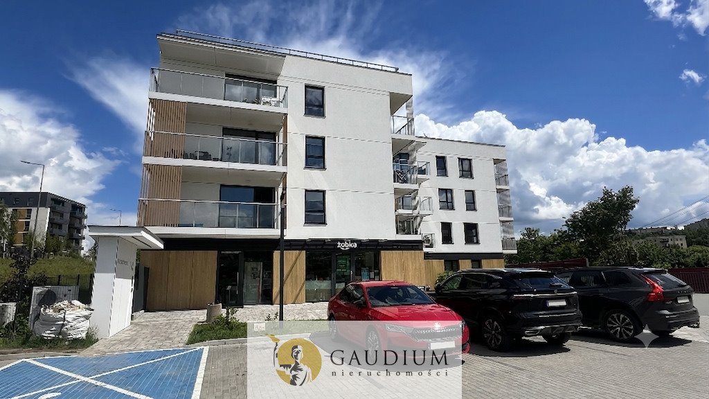Lokal handlowy 66 m² z witrynami i parkingiem - polecam Gdańsk, Chełm, Antoniego Madalińskiego  66m2 Foto 1