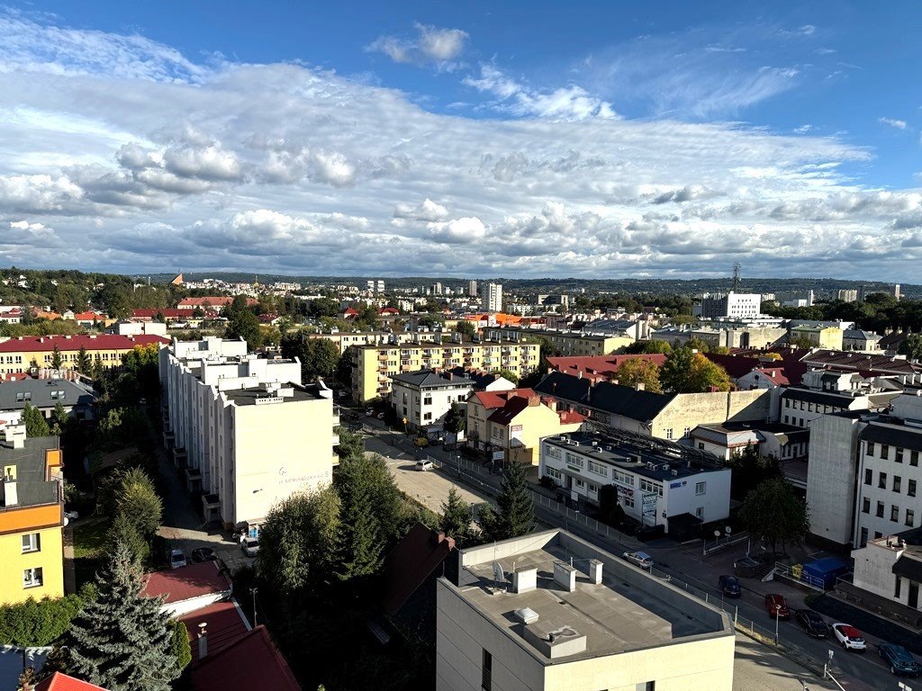 Mieszkanie trzypokojowe na sprzedaż Rzeszów, Aleksandra Fredry  56m2 Foto 2