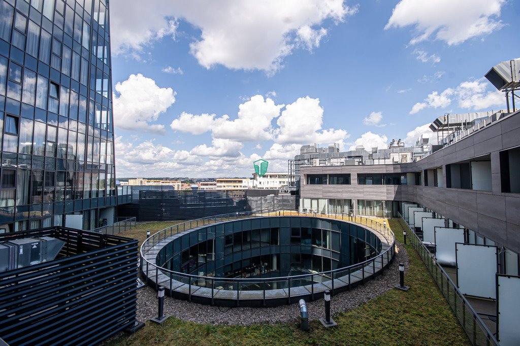 Atrakcyjny 2-pokojowy apartament z balkonem i panoramicznym widokiem polecam Szczecin, Śródmieście-Centrum, al. Wyzwolenia  43m2 Foto 1