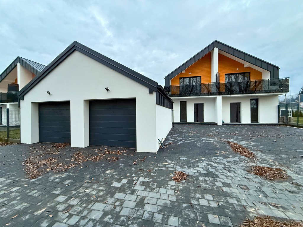 Dom na sprzedaż Trzciana  95m2 Foto 1