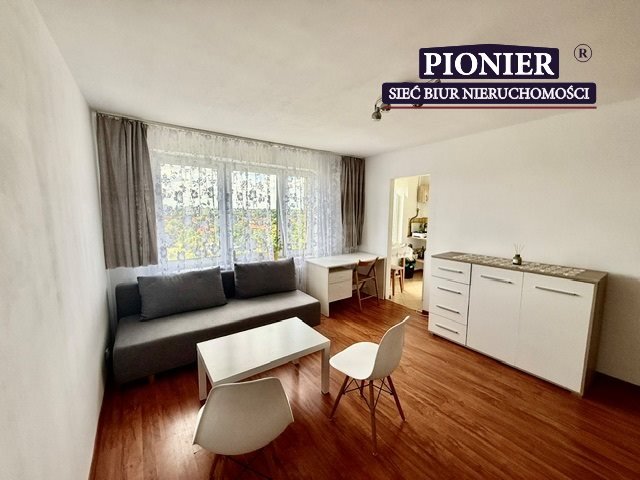 Kawalerka z panoramicznym widokiem na Gliwice, blisko Politechniki Gliwice, Trynek  26m2 Foto 1