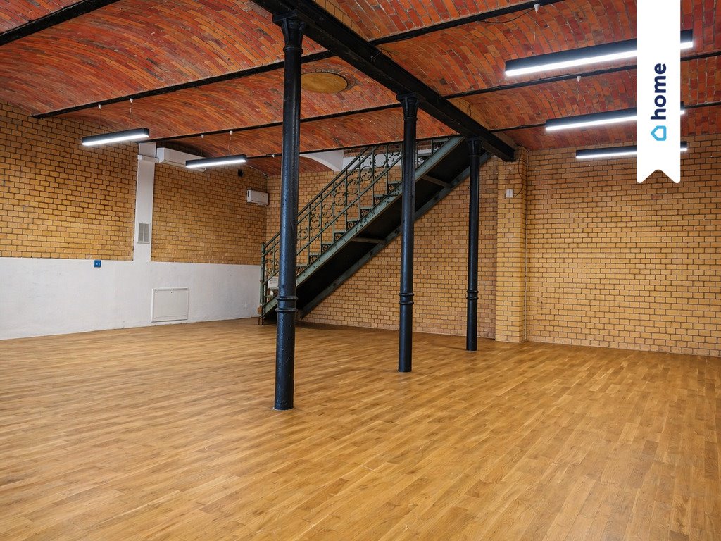 Lokal usługowy 190m2 z parkingiem i kuchnią w centrum Wrocław, Tęczowa  190m2 Foto 1