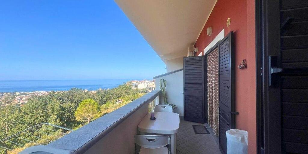 Mieszkanie trzypokojowe na sprzedaż Włochy, Scalea, Scalea, Via Sandro Botticielli  60m2 Foto 1