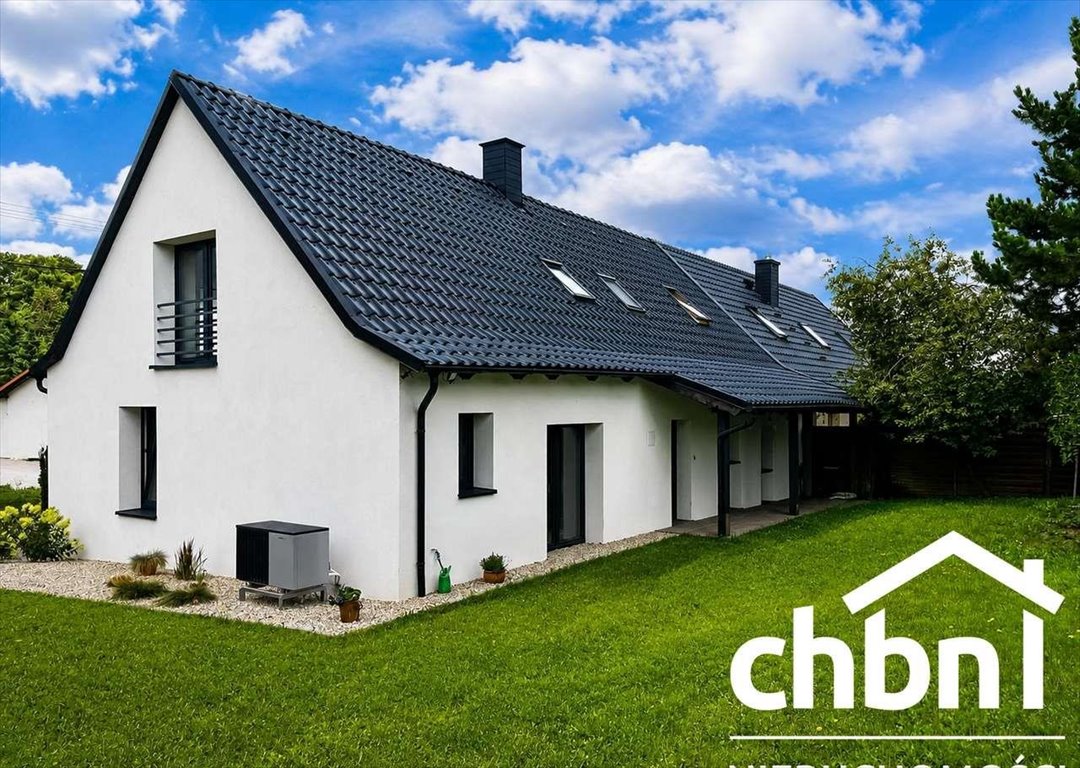 Dom 133 m² z ogrodem - nowoczesne rozwiązania i własna aranżacja Racławki  133m2 Foto 1