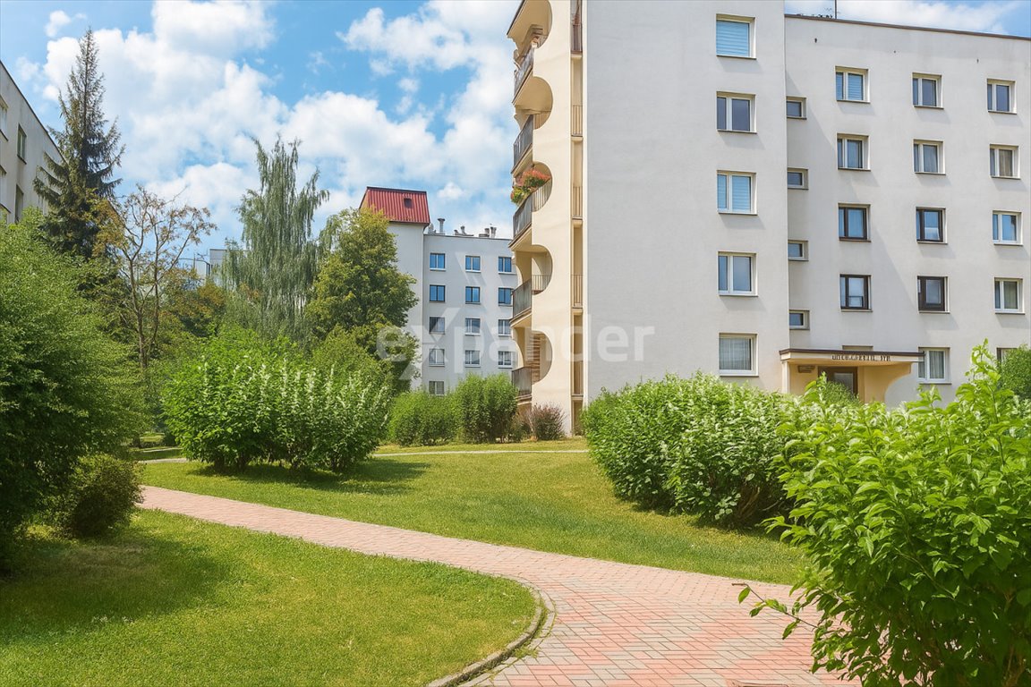 Mieszkanie trzypokojowe na sprzedaż Częstochowa, Parkitka, Okulickiego  75m2 Foto 1