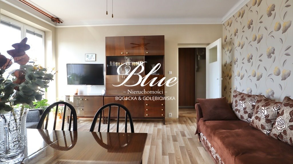 Przestronne 52m² na ostatnim piętrze z balkonem i piwnicą Szczecin, Świerczewo  52m2 Foto 1