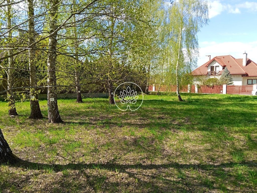 Działka 1094 m² w Głoskowie z pełnym uzbrojeniem i urokiem Głosków  1 094m2 Foto 1
