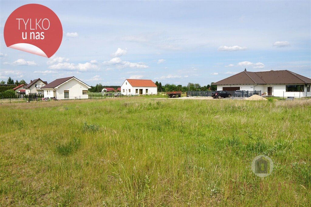 Działka 1509 m² pod dom w Kłodawie – media, prywatność Kłodawa, Polna  1 509m2 Foto 1