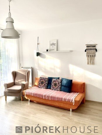 2-pokojowe mieszkanie z balkonem w Ursusie, 36 m2 Warszawa, Ursus, 1 Maja  36m2 Foto 1