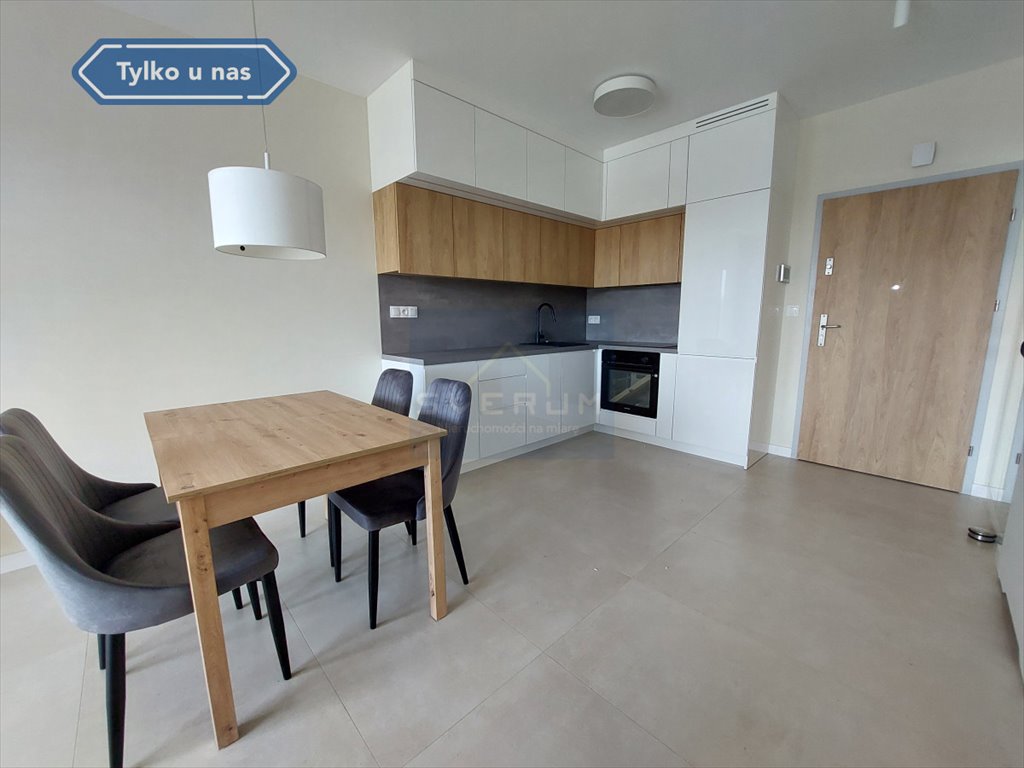 Kawalerka na wynajem Częstochowa, Parkitka  31m2 Foto 1