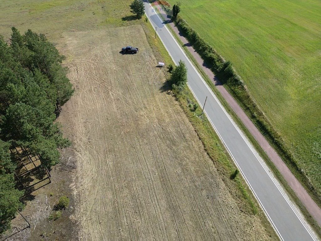 Działka komercyjna na sprzedaż Wączos  3 001m2 Foto 1