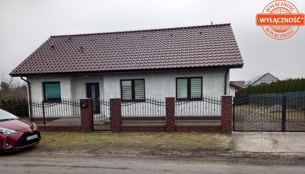Dom wolnostojący 96 m² z garażem 35 m² na dużej działce Szczecin, Os. Kasztanowe  131m2 Foto 1