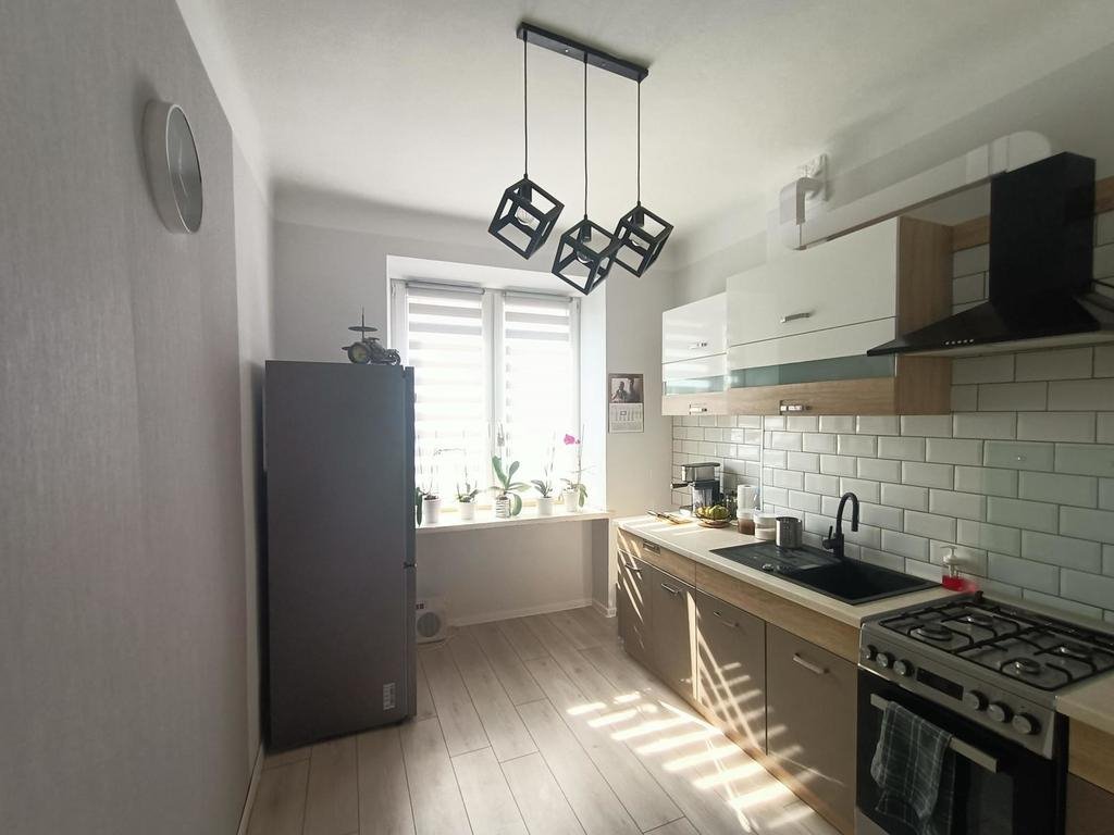 Dwupokojowe mieszkanie po remoncie, 50 m2, balkon, piwnice Pionki  50m2 Foto 1