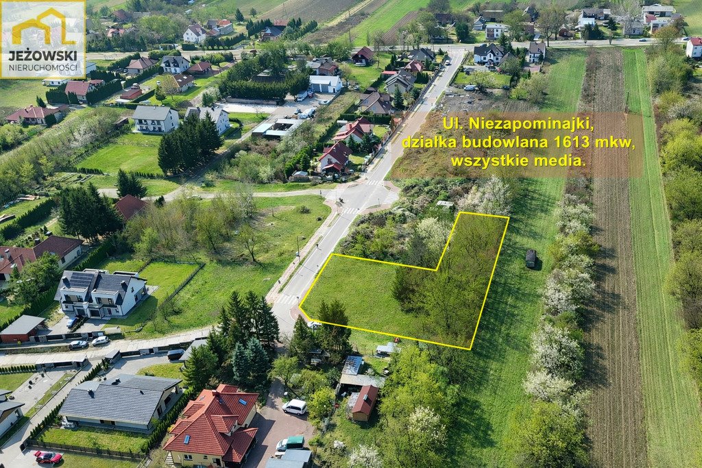 Działka 1613 m² z dwoma dojazdami, idealna pod dom lub bliźniak Puławy, Włostowice, Niezapominajki  1 613m2 Foto 1