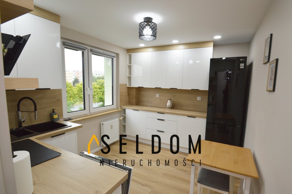 Polecam komfortowe 2-pokojowe mieszkanie 54 m² po remoncie w Legnicy Legnica, Konstantego Ildefonsa Gałczyńskiego  54m2 Foto 1