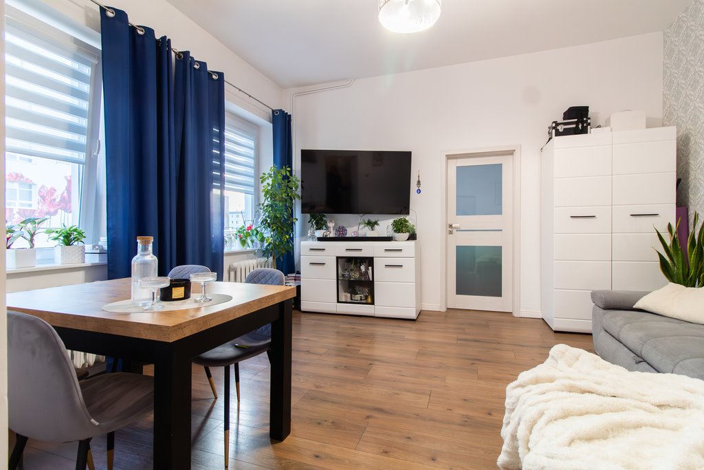 Komfortowe 2-pokojowe mieszkanie z ogródkiem i komórką Żagań, Nocznickiego  51m2 Foto 1