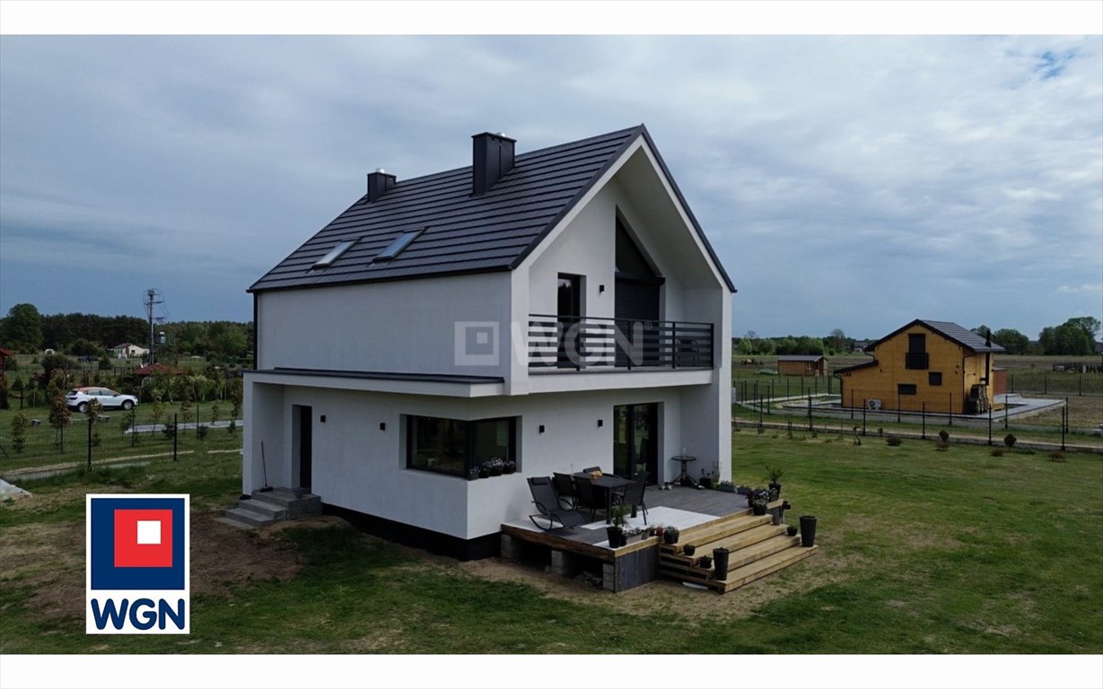 Nowoczesny dom 93 m² z kominkiem i dużą działką zapraszam Jesiona, Osiedle Piaskowe  93m2 Foto 1