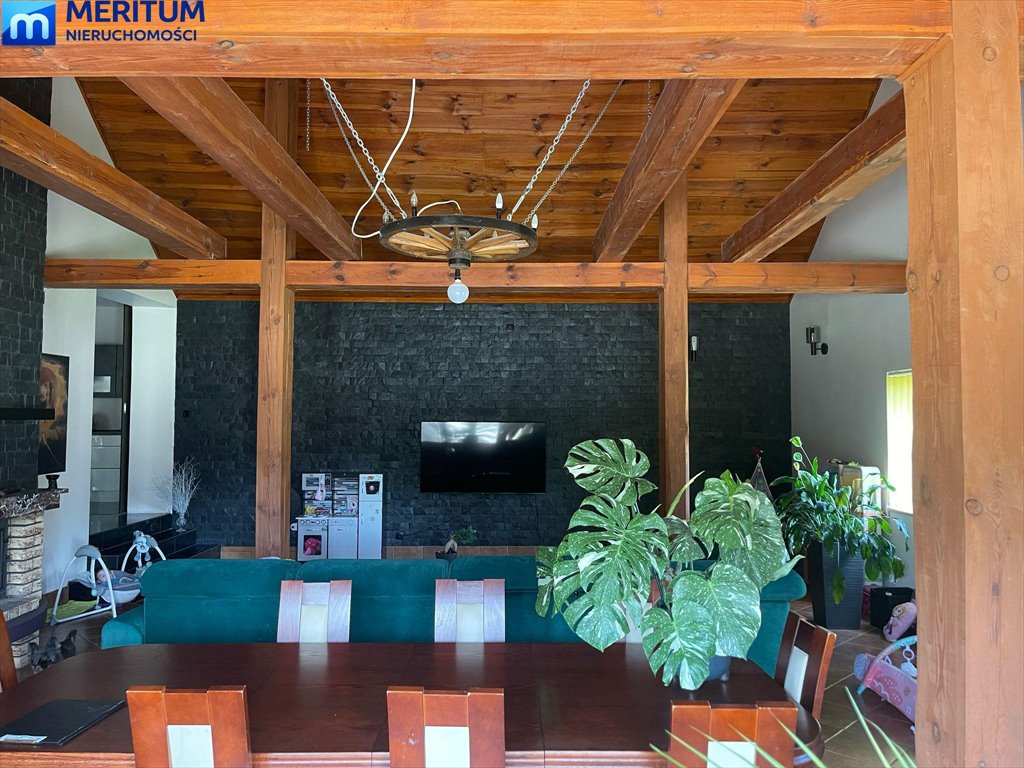 Przestronny dom 300 m² z kominkiem i ogrodem w Czarnym Lesie Czarny Las  300m2 Foto 1