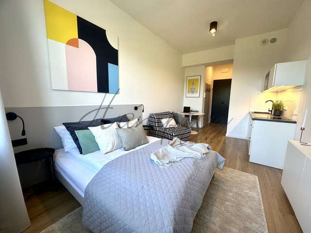 Studio z widokiem na Park Łazienkowski, 24 m², rewitalizowana kamienica Warszawa, Mokotów, Jurija Gagarina  24m2 Foto 1