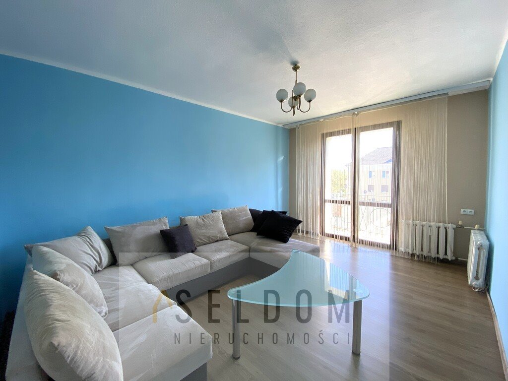 Mieszkanie dwupokojowe na wynajem Ozimek, Lipowa  47m2 Foto 1