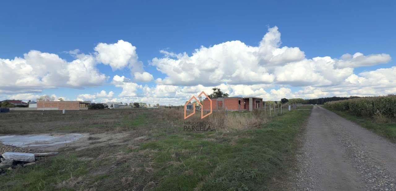 Działka budowlana na sprzedaż Dębiczek  1 003m2 Foto 1