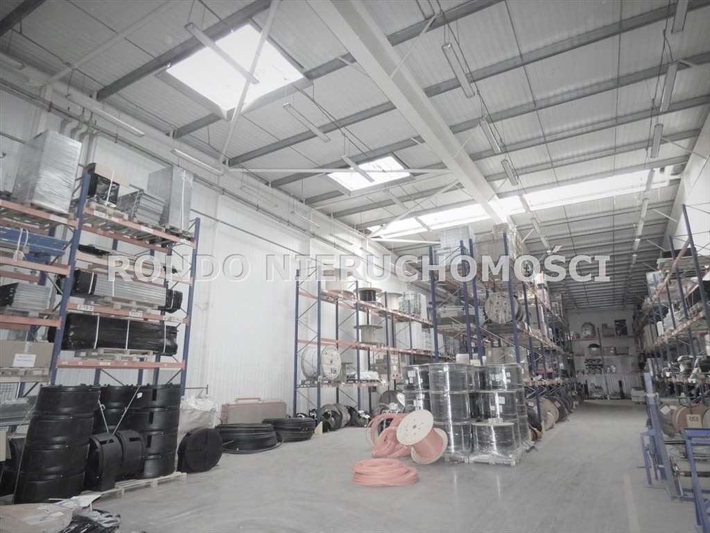 Hala magazynowa 750 m² z biurem, wysoki standard, do wynajęcia Byków  750m2 Foto 1