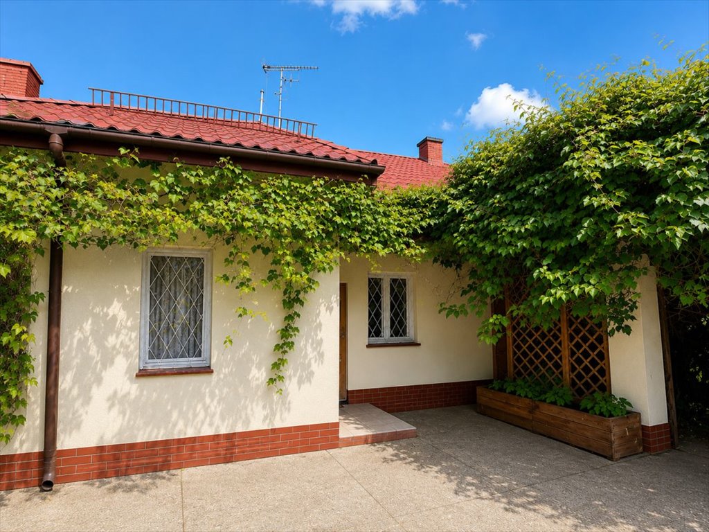 Do sprzedania przestronny dom z jeziorem i halą w Lejławkach Lejławki Małe  185m2 Foto 1