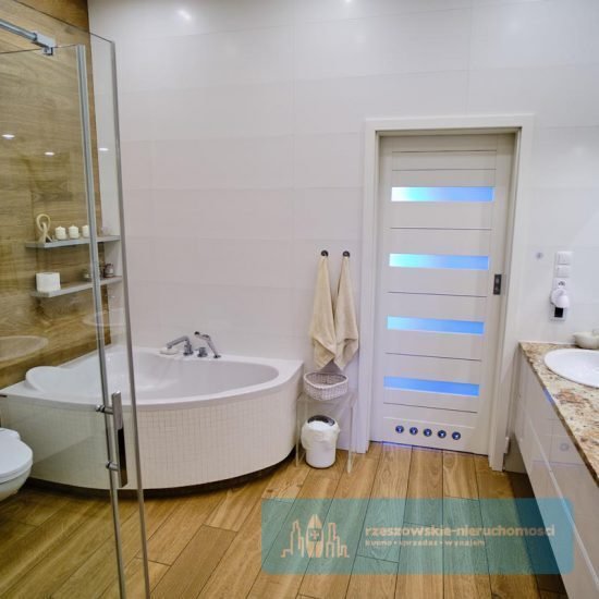 Dom na sprzedaż Chmielnik  280m2 Foto 7